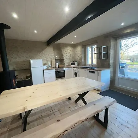 Loue Ancien Moulin A Vent Avec Piscine Et Jacuzzi Neuvy-Bouin