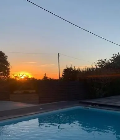 Loue Ancien Moulin A Vent Avec Piscine Et Jacuzzi Ferienhaus *