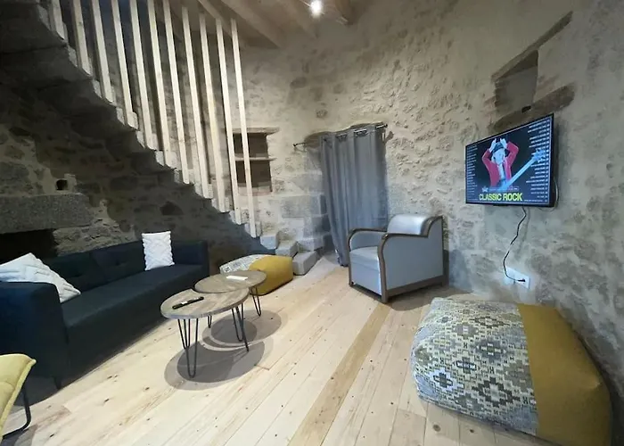 Holiday home Loue Ancien Moulin A Vent Avec Piscine Et Jacuzzi *